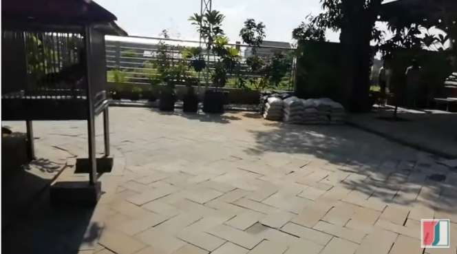 10 Potret Rumah Puspo Wardoyo Si ‘Presiden Poligami’, Mewah & Seluas Satu Blok Perumahan!