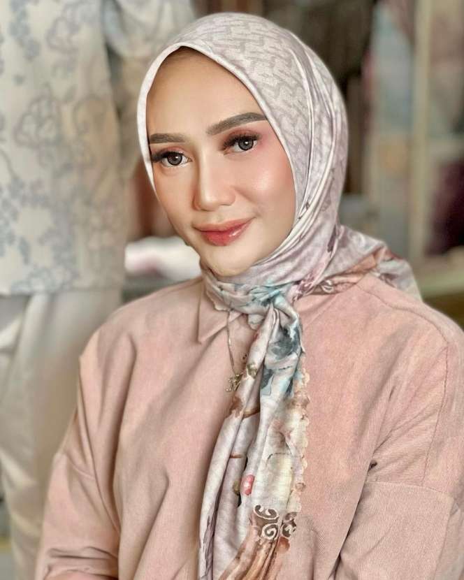 Ingat Mama Lita Masterchef? Kondisinya Berubah Usai Setahun Ditinggal Suami, Lihat 7 Potretnya!