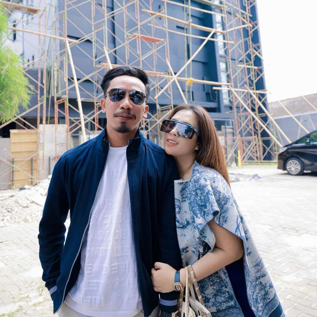 10 Foto Transformasi Maharani Kemala ‘Crazy Rich Bali’, Dulu Penjual Baju Bekas Kini Sosialita Tajir!