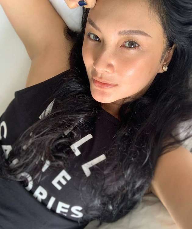 8 Potret Tata Cahyani Mantan Istri Tommy Soeharto yang Jarang Tersorot!