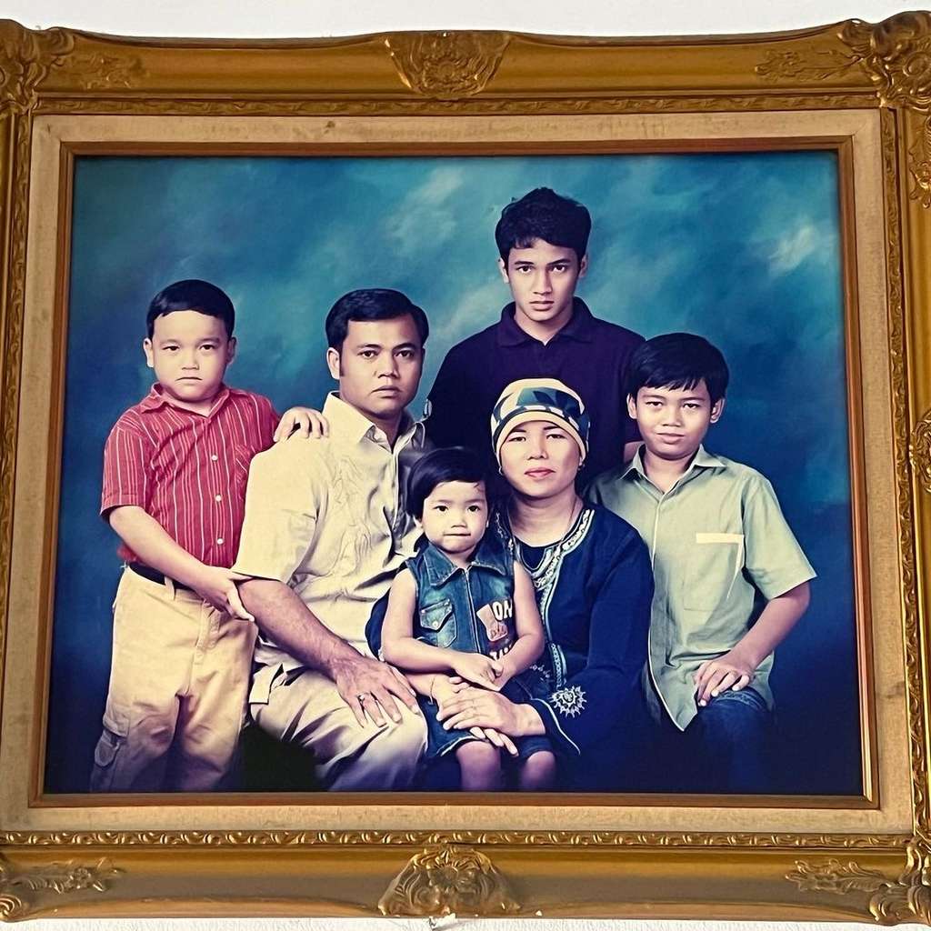 6 Potret Lawas Ayah Fuji Diberi Gelar Datuk Sati Nan Batuah, Bukan Orang Sembarangan!