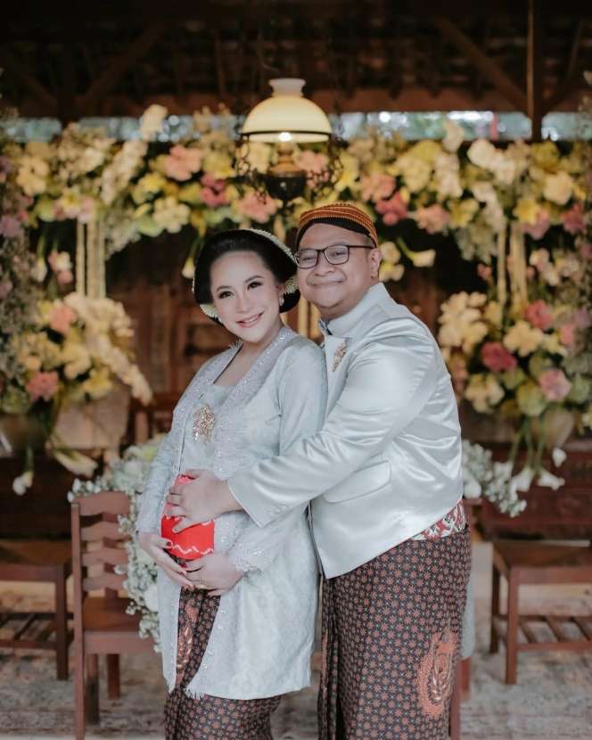 Pekerjaan Jarang Disorot, 12 Suami Artis ‘Sultan’ Ini Ternyata Bukan Orang Sembarangan