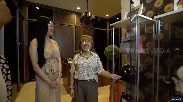 10 Potret Rumah Klaviera Stephanie Si ‘Princess Pantai Indah Kapuk’, Megah Bak Istana!