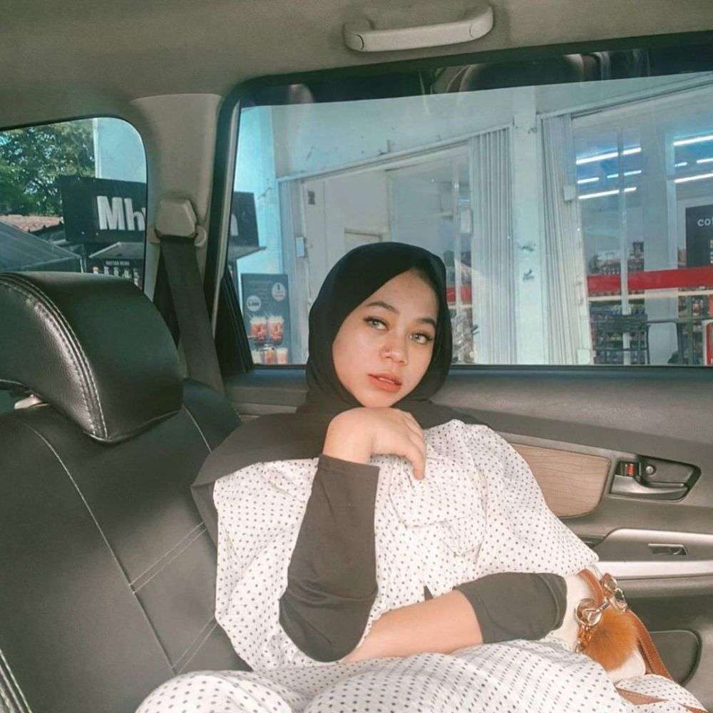 7 Perawatan Kecantikan Cimoy Montok, Filler Hidung Sampai Suntik Salmon DNA!