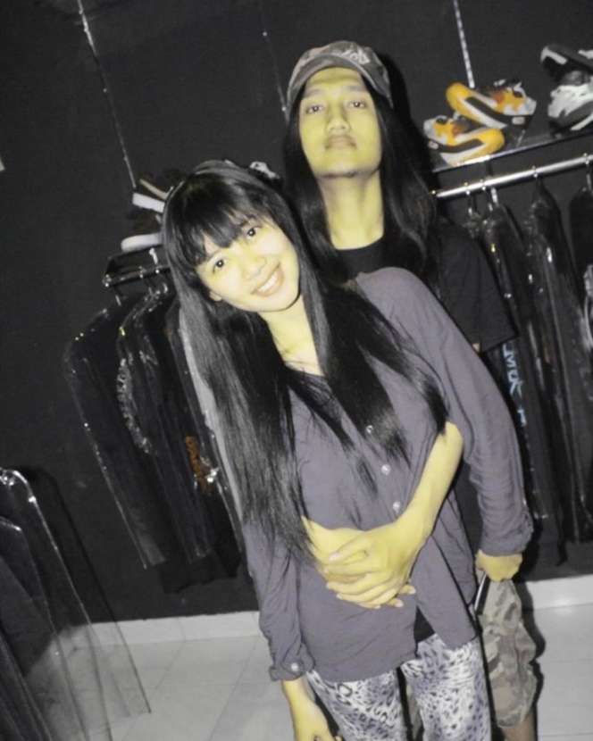 10 Foto Transformasi Tom Liwafa ‘Crazy Rich Surabaya’, Dari Penjual Stiker Kini Jadi Sultan!