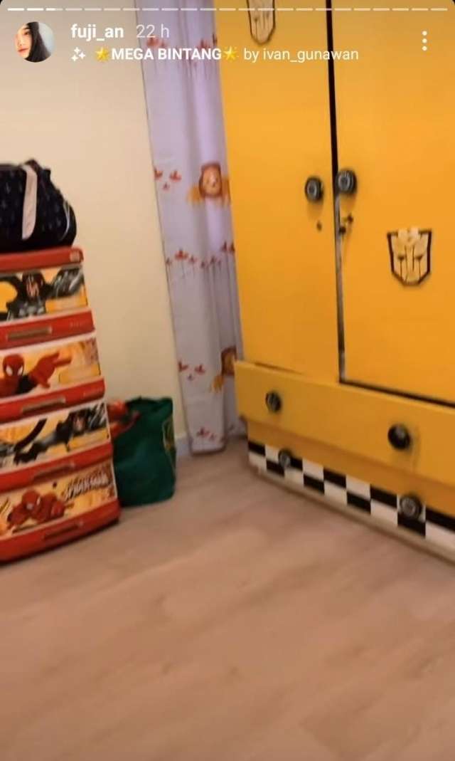 7 Potret Kamar Baru Gala Sky, Desain Ranjangnya Bikin Gemas!