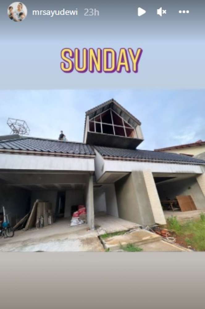5 Potret Pembangunan Rumah Baru Ayu Dewi, Ukuran Kamarnya Bikin Takjub!