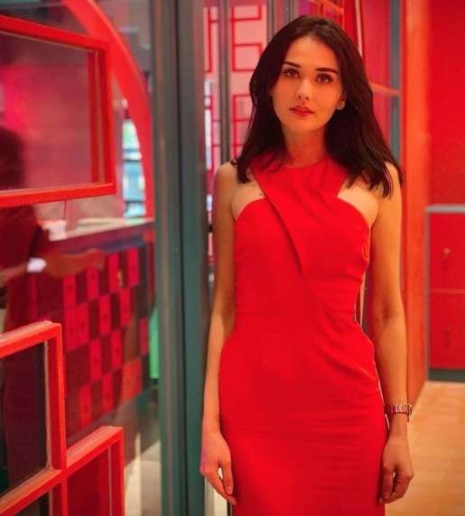 Masih Ingat Dengan Senk Lotta Mantan Istri Fauzi Baadila? 7 Potret Terbarunya Bikin Melongo!