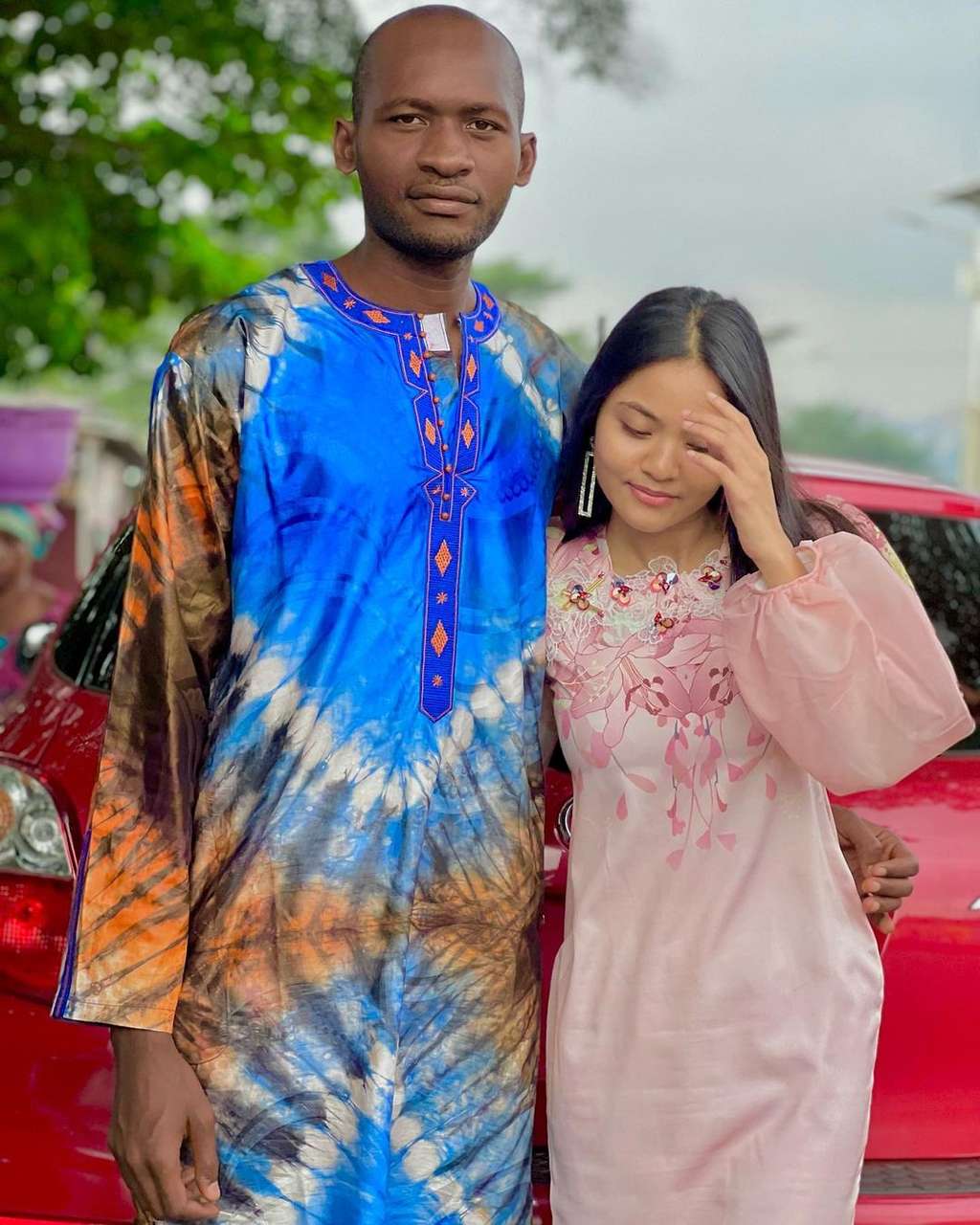 Ingat Gadis Cantik Dinikahi Pria Afrika? Kini Hidupnya Bak Putri Raja, Lihat 8 Potretnya!