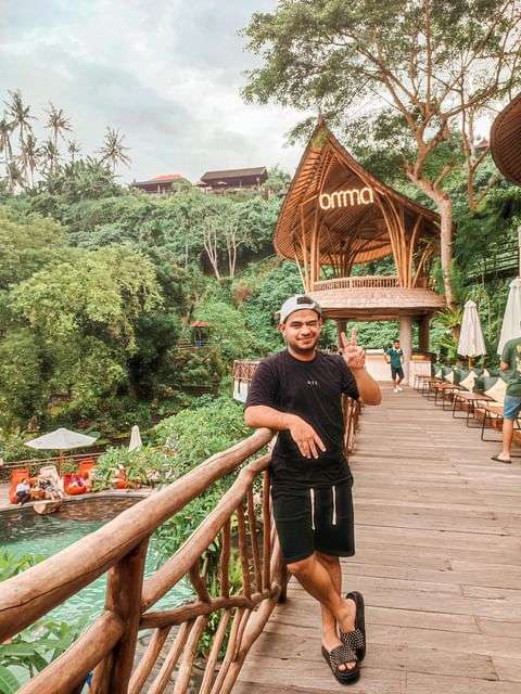 9 Potret Omma Bali Restoran Milik Maharani Kemala, Pemandangannya Bikin Betah!