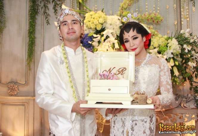 Jarang Tersorot Potret Pernikahan Crazy Rich Indonesia, Ada yang Resepsi di Teras Rumah