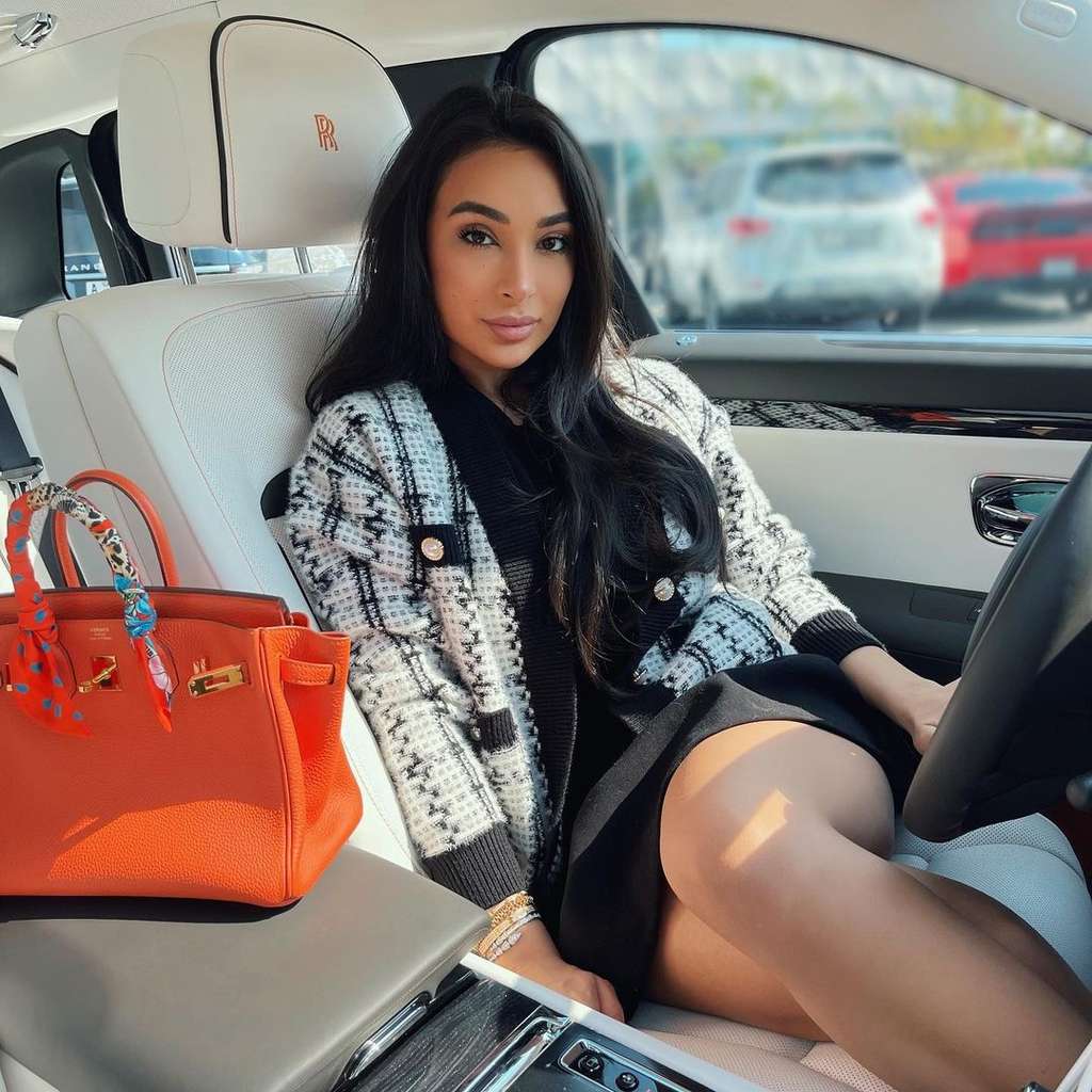 10 Gaya Hedon ‘Crazy Rich Dubai’ yang Viral, Beli Kado Rp 215 Juta untuk Diri Sendiri!