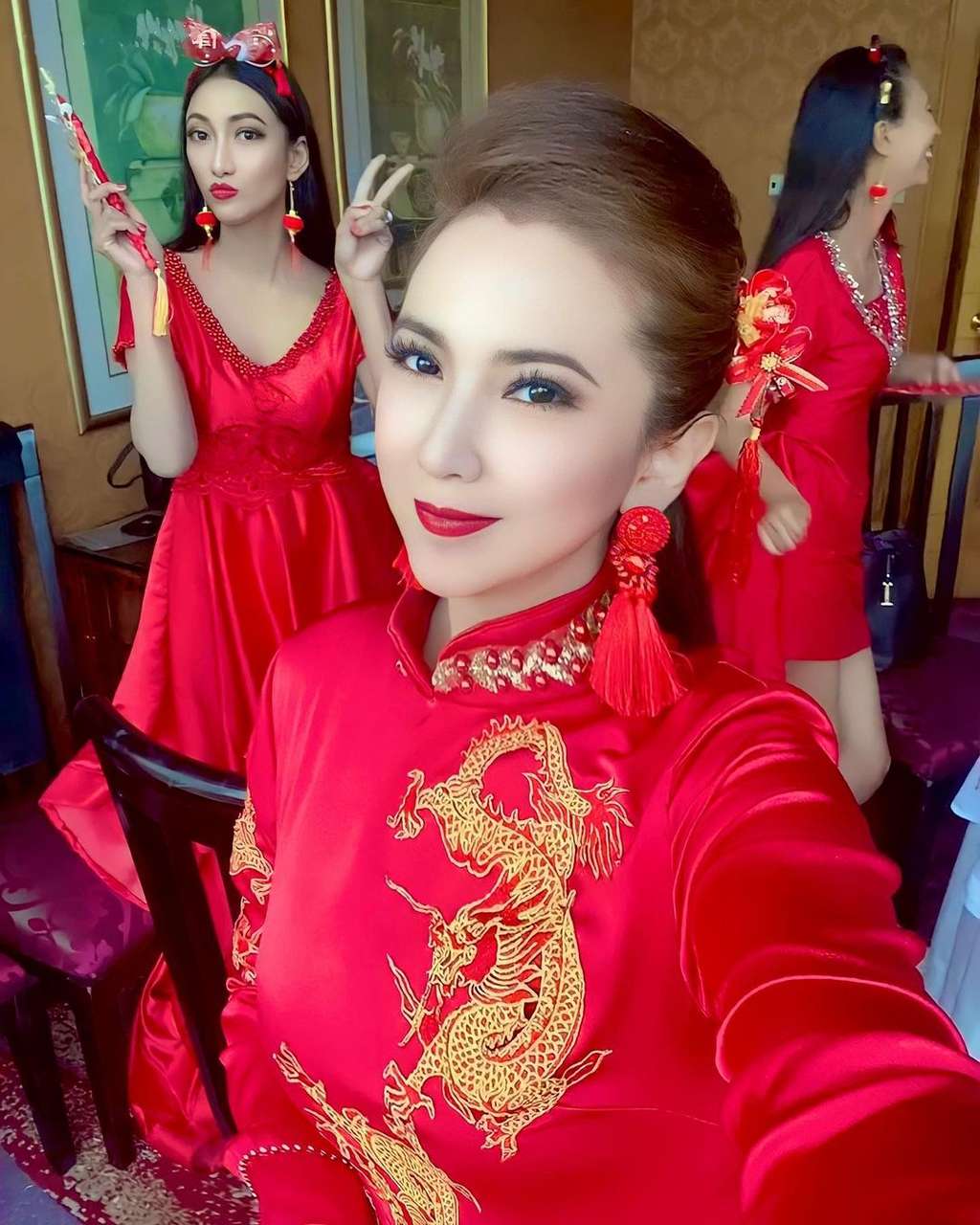 10 Potret Istri Cantik Kombes Slamet Riyadi, Mantan Aktris yang Parasnya Bak Barbie!