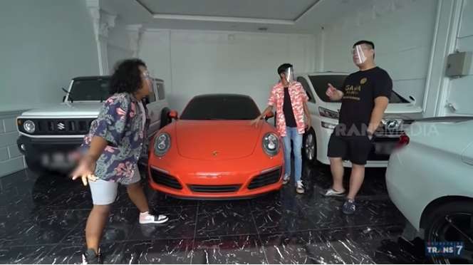 10 Potret Rumah Mewah Billy Martono 'Crazy Rich Cilegon', Berkonsep Mirip Kastil Istana!