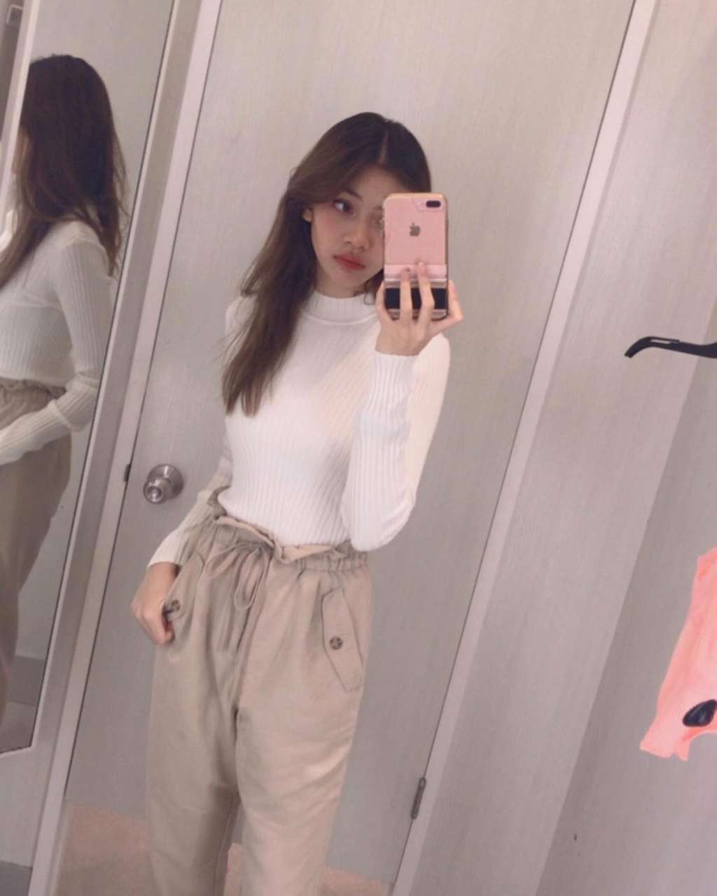 10 Potret Sasikirana Anak Sulung Anjasmara yang Jarang Tersorot, Calon Dokter, Cantik Banget!