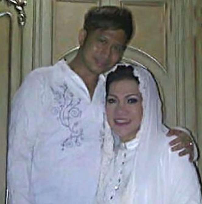 8 Potret Asep Maskar, Sosok Mantan Suami Dorce Gamalama yang Jarang Tersorot