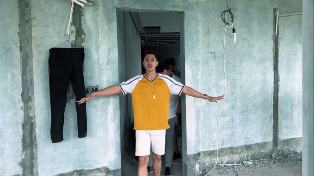 10 Potret Rumah Baru Verrell Bramasta untuk Calon Istri, Super Mewah Ada Bioskop Pribadi!