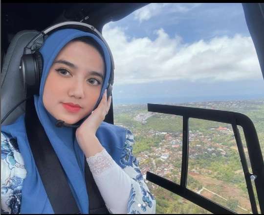 6 Potret Wirda Anak Ustaz Yusuf Mansur, Punya Penghasilan Rp3 Miliar Tiap Bulan
