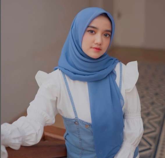 6 Potret Wirda Anak Ustaz Yusuf Mansur, Punya Penghasilan Rp3 Miliar Tiap Bulan