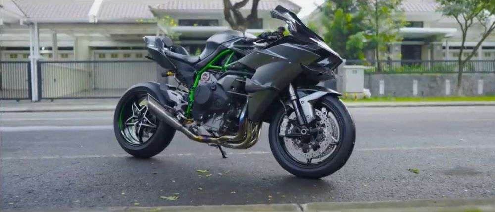 Koleksi Motor Gede Crazy Rich Doni Salmanan, Harganya Bikin Melongo!