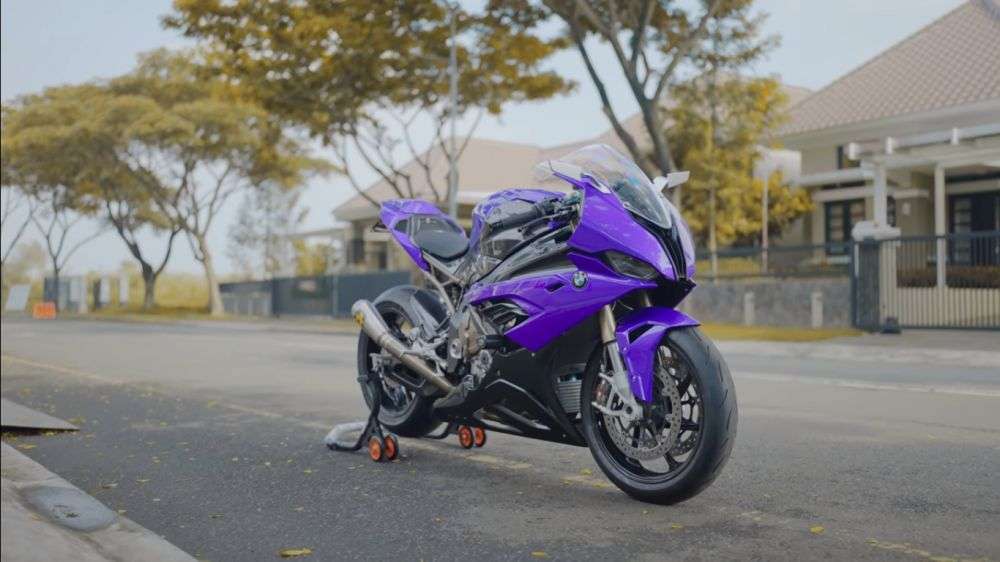 Koleksi Motor Gede Crazy Rich Doni Salmanan, Harganya Bikin Melongo!