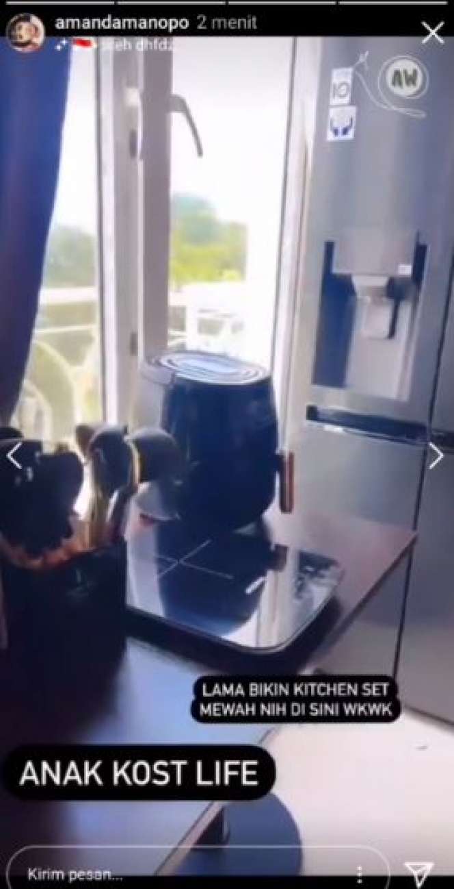 8 Momen Amanda Manopo Masak di Lokasi Syuting, Punya Dapur Mini yang Super Komplit!