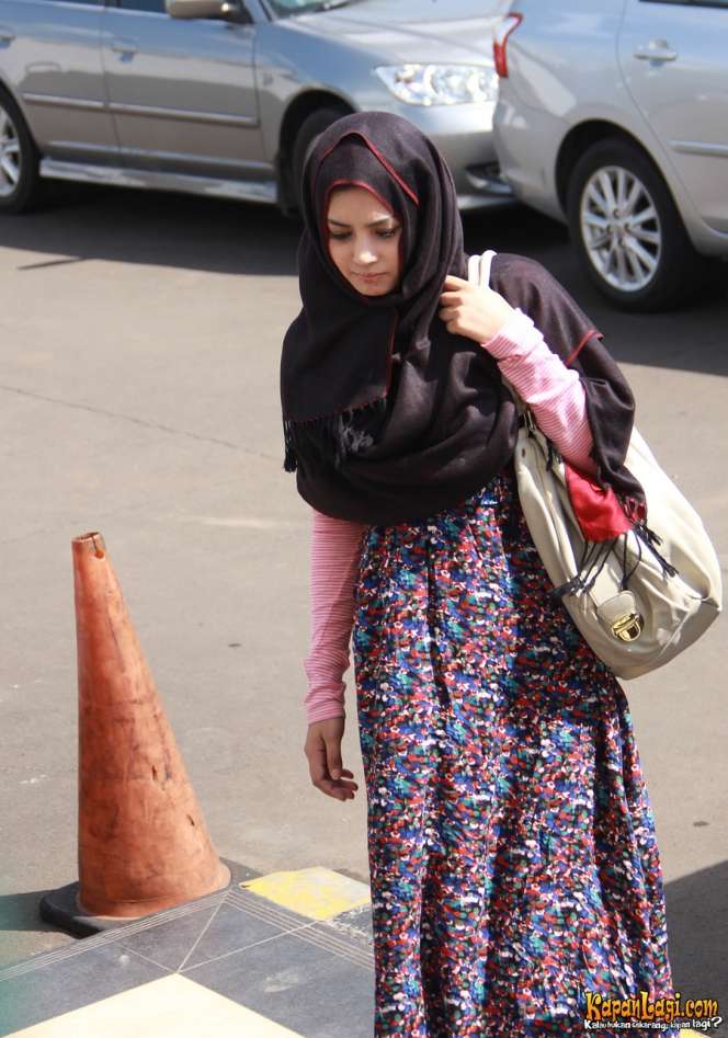 8 Fakta Kematian Novi Amelia, Model Dewasa Diduga Bunuh Diri Loncat dari Lantai 8 Apartemen
