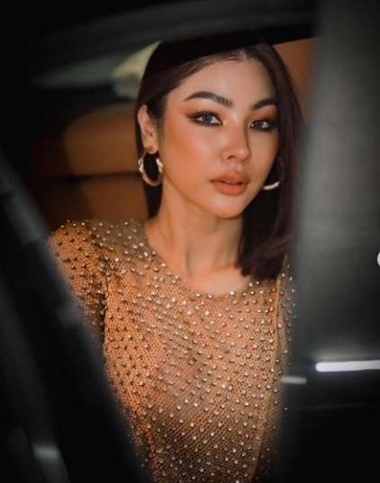 9 Potret Faye Malisorn Wanita Thailand yang Bikin Ivan Gunawan Bucin, Rela Tabur Bunga di Ranjang!