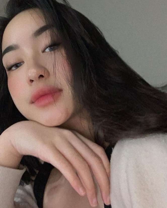 7 Potret Ratna Kaidah Putri Bungsu Adi Bing Slamet yang Jarang Tersorot, Paras Cantiknya Bikin Kagum!