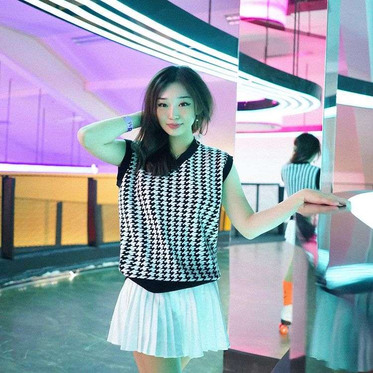 8 Potret Livy Renata, Gamer Cantik yang Kini Jadi Sorotan!