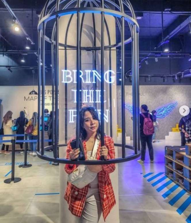 8 Potret Chikita Meidy Pelantun “Kampuan Nan Jauh di Mato” Kini Jadi Mama Muda Keren!