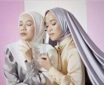 Momen Kedekatan Ririe Fairus dan Mommy ASF Penulis Layangan Putus