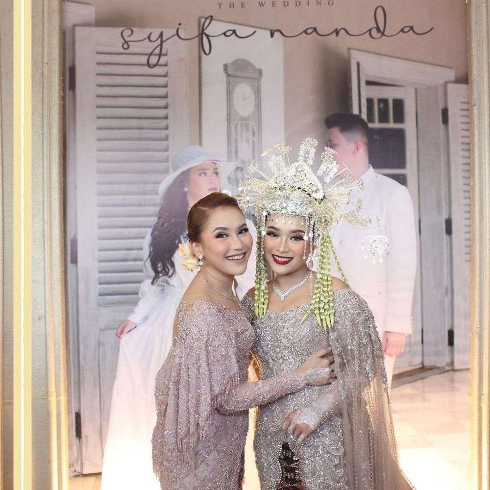 Gaya 10 Artis Hadiri Pernikahan Adik Ayu Ting Ting, Ivan Gunawan Jadi Sorotan!