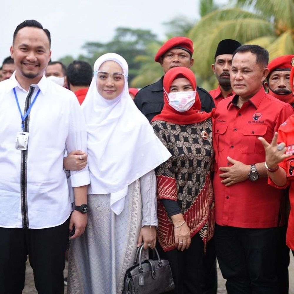 Ingat Nuri Maulida Pemain `Cinta Fitri`? Dulu Apes 2 Kali Gagal Nikah, Kini Penampilan Bak Sosialita Usai Jadi Istri Pejabat
