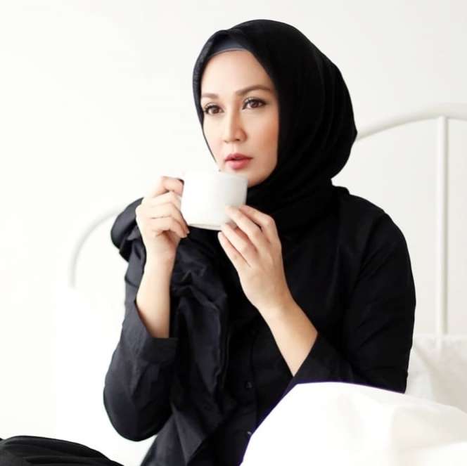 Ingat Dina Lorenza yang Dijodohkan dengan Ariel NOAH? Kini Ditinggalkan Fans, Lihat 7 Potretnya