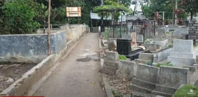 5 Potret Makam Agung Hercules, Gambar di Nisan Jadi Sorotan