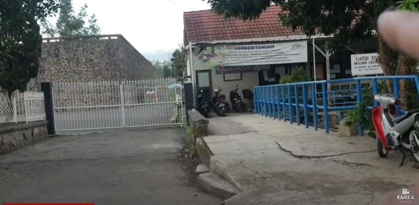5 Potret Makam Agung Hercules, Gambar di Nisan Jadi Sorotan