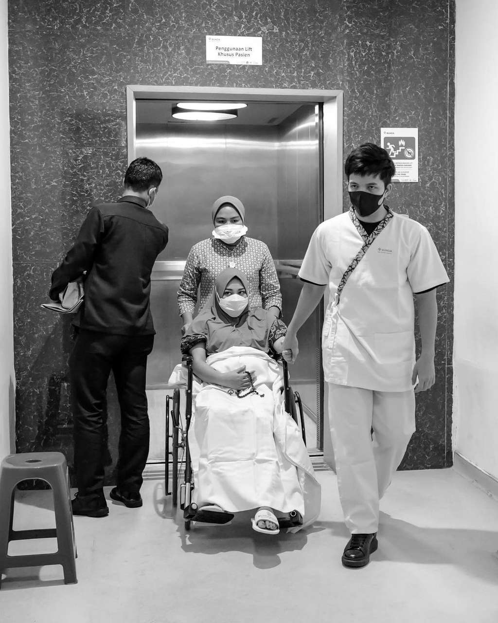 Aurel Hermansyah Melahirkan Anak Pertama di Tanggal Cantik, Lihat 10 Potret Perdana Baby A!