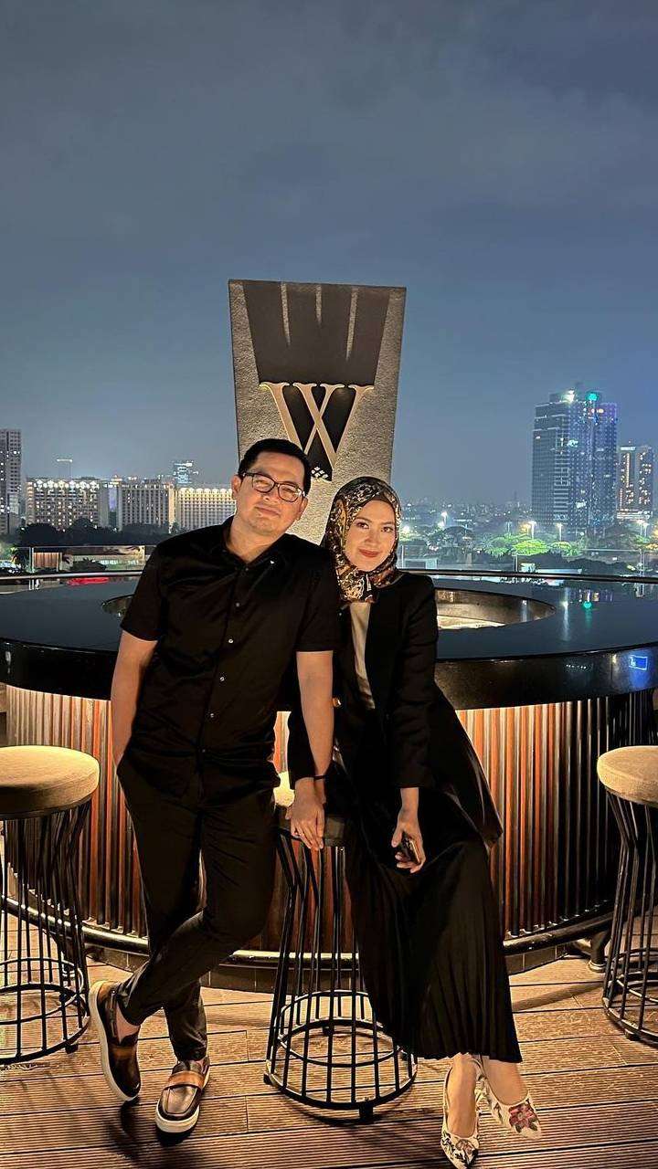 5 Potret Lisya Nurrahmi, Istri Tommy Kurniawan yang Jarang Tersorot