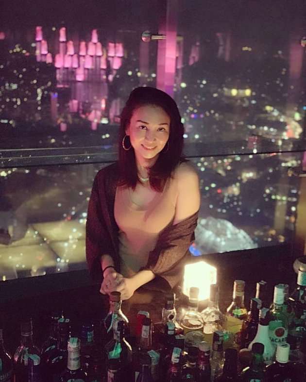 Ingat Mantan Istri Piyu Padi yang Dulu Diisukan Dekat dengan Mertua Dian Sastro? Lihat 8 Potretnya Makin Tajir dan Glamor!