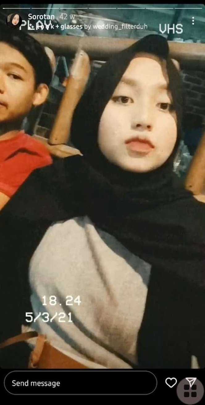 10 Potret Susi Baby Sitter yang Dinikahi Mantan Suami Mawar AFI, Transformasi Makeupnya Saat Jadi Pengantin Disorot