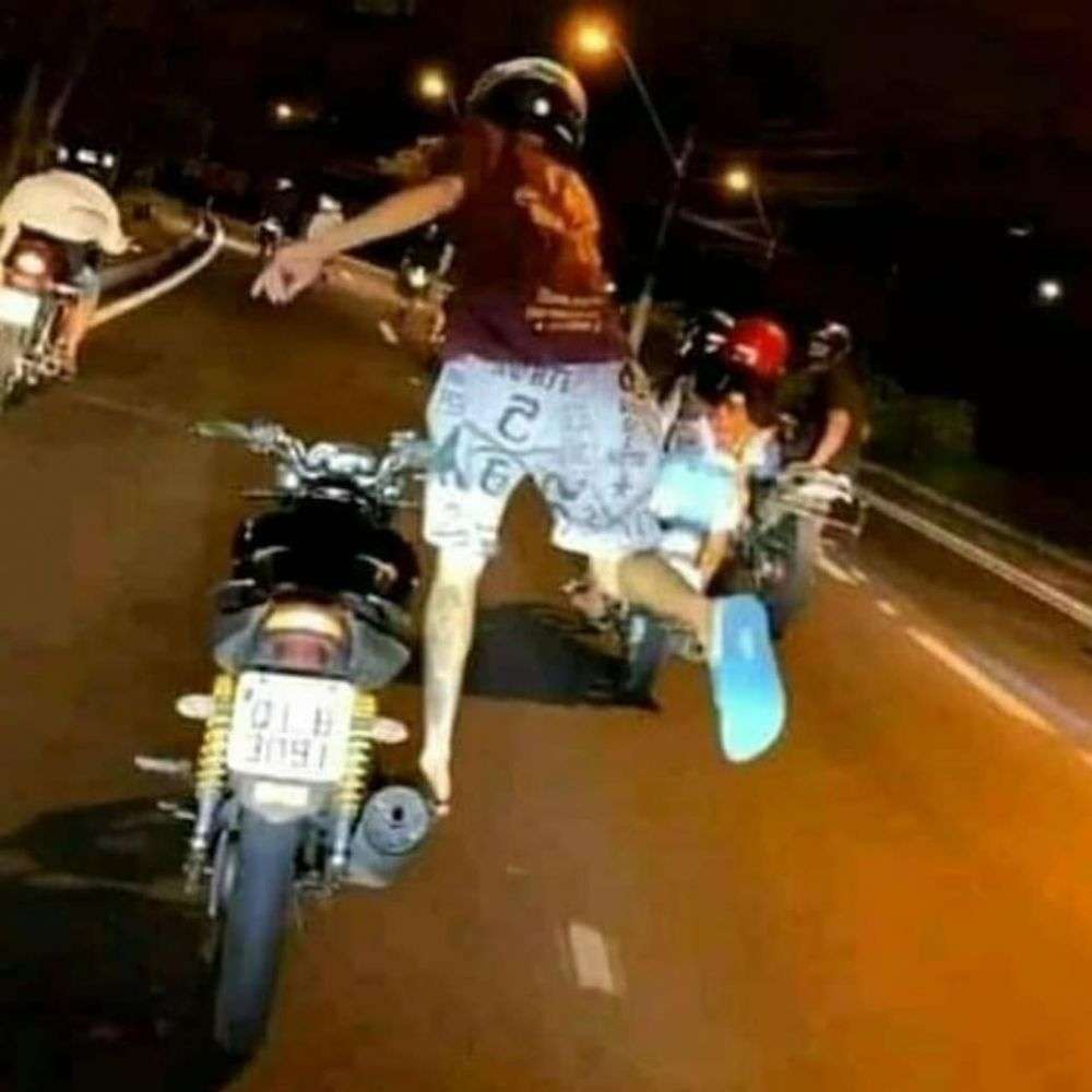 10 Momen Orang Melanggar Aturan, Bikin Heran Sendiri Lihat Aksinya
