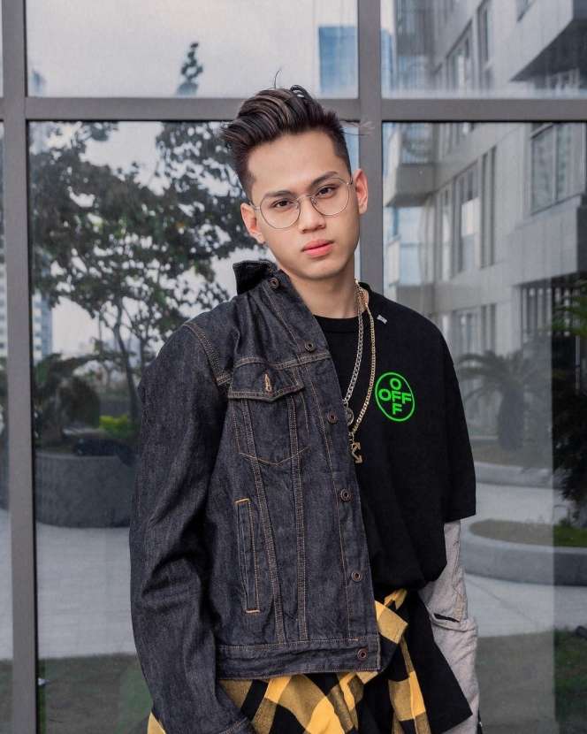 Jadi Tersangka, Inilah 7 Sumber Kekayaan Indra Kenz yang Membuatnya Tajir Melintir