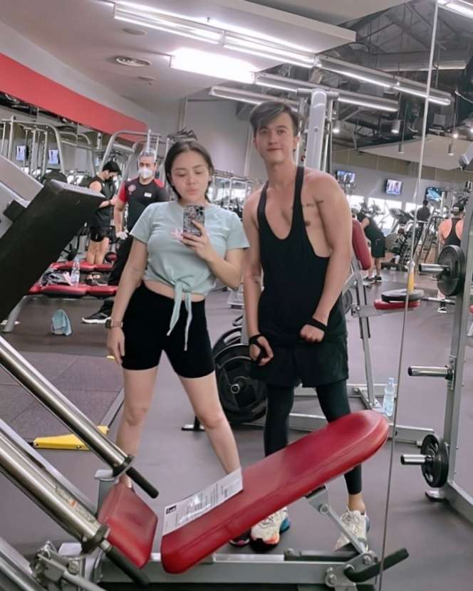 Potret Mawar AFI Pamer Body Goals usai Cerai, Bentuk Pinggang Bikin Salfok!