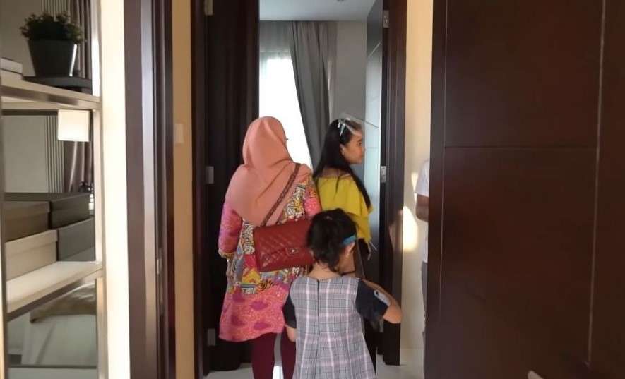 10 Potret Rumah Baru Syifa Pemberian Ayu Ting Ting, Super Mewah Seharga Rp 2,5 Miliar!