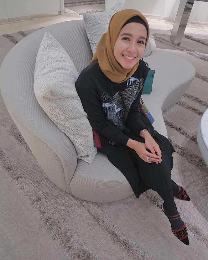 10 Potret Terbaru Laudya Cynthia Bella, Disebut Terlalu Kurus Hingga Bikin Khawatir!