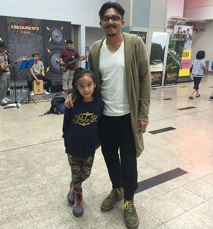 7 Potret Transformasi Aleesya Anak Engku Emran, Parasnya Bikin Pangling!