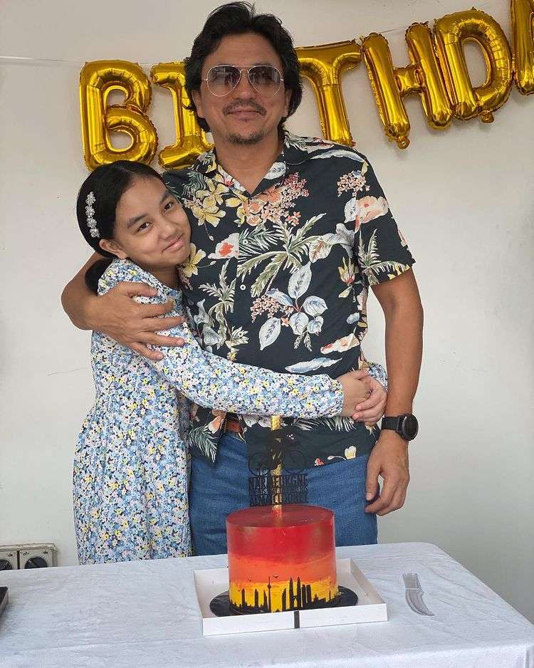 7 Potret Transformasi Aleesya Anak Engku Emran, Parasnya Bikin Pangling!