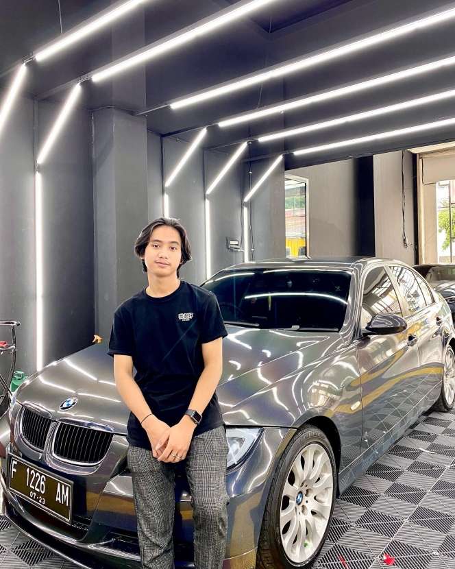 10 Potret Bowo Alpenliebe yang Kini Tajir Melintir, Jadi Aktor Hingga Punya Rumah Mewah Rp 1,5 Miliar