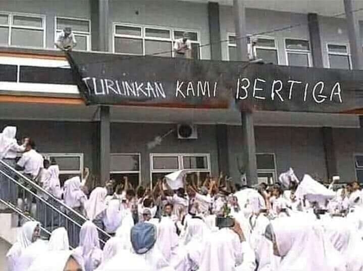 10 Potret Janggal di Sekolah Ini Bikin Mikir Keras, Kok Bisa?